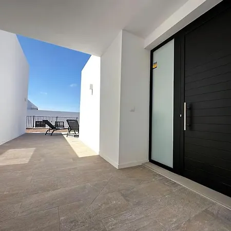 Villa With Views In Lajares