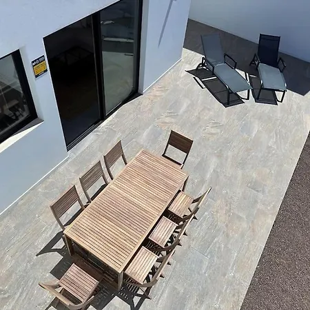 With Views In * לאחארס