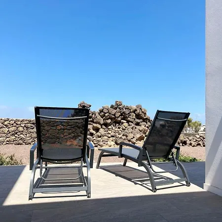 With Views In Casa vacanze Lajares